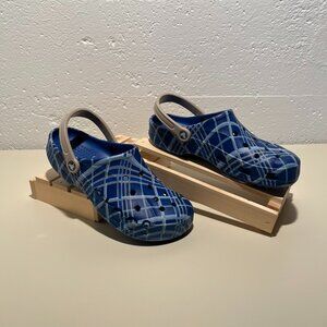 CROCS Men's Baya Holiday Plaid Clogs